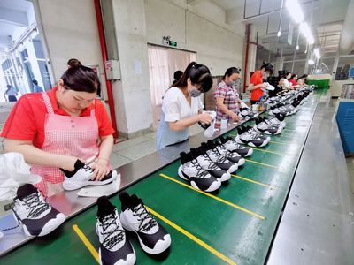 席龙海率队赴泉州寰球鞋服有限公司开展招商引资考察活动